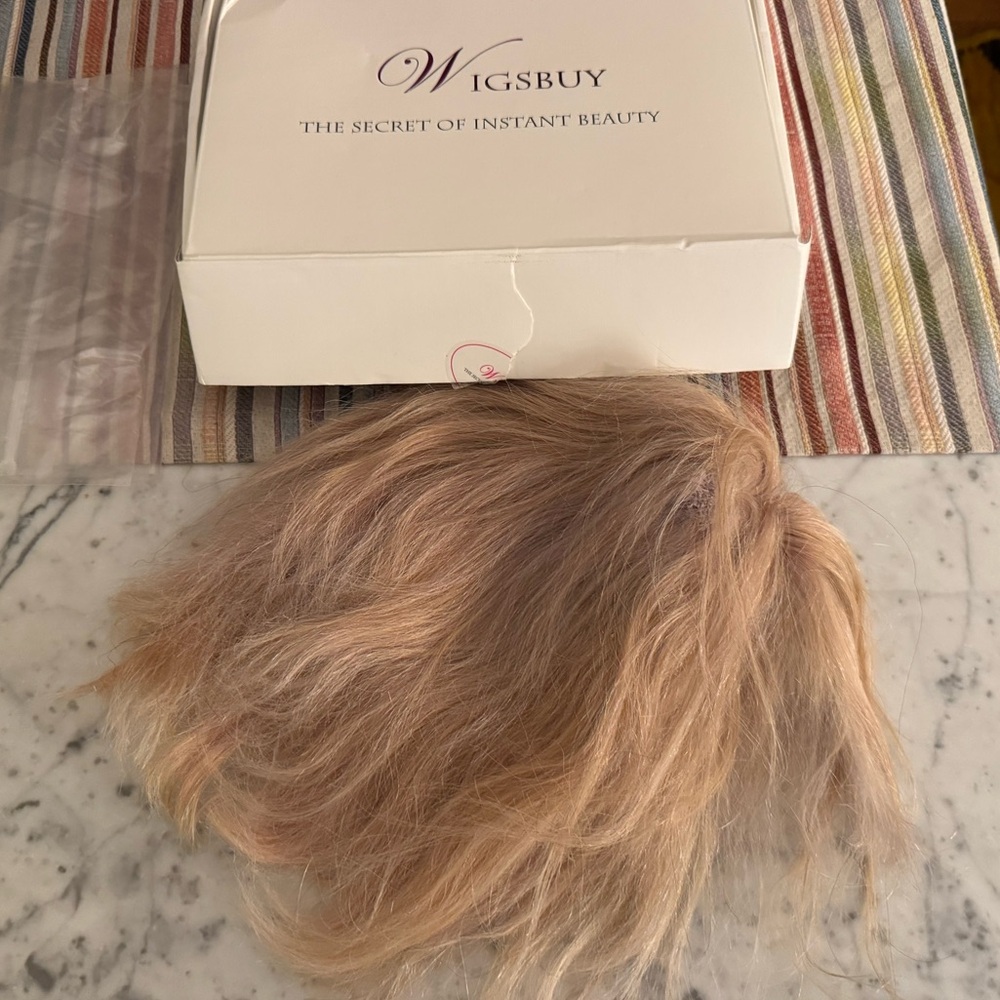 Wigsbuy blonde wig, new unused.